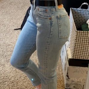 Women’s Levi Jeans